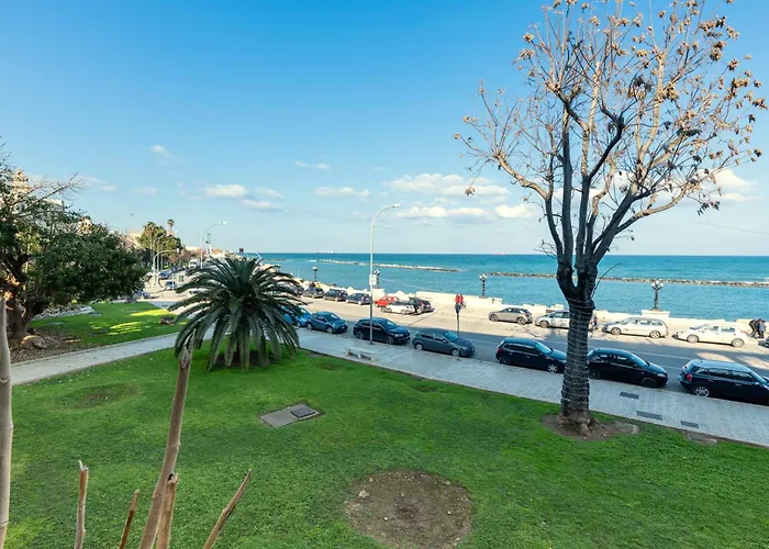 Апартаменты Seaside Near St Nicholas Basilica Бари